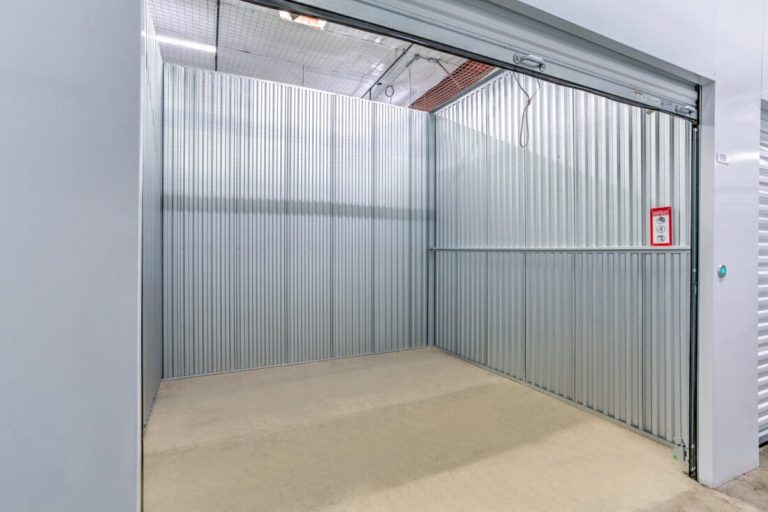 How Small Businesses in Sacramento Use Self Storage to Grow Smarter