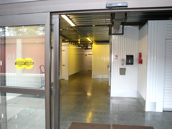 Store Here Snoqualmie Indoor Entry