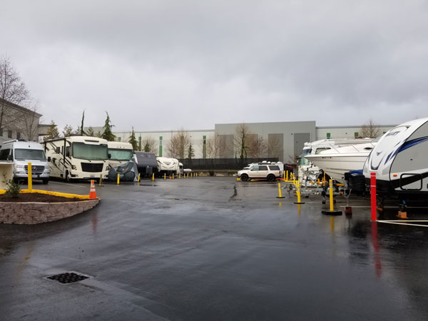 Store Here Snoqualmie Outdoor Parking